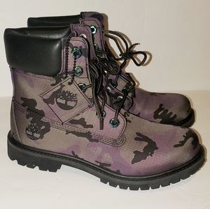 Timberland Icon Fabric 6 Inch Boot

SZ. 7 NIB